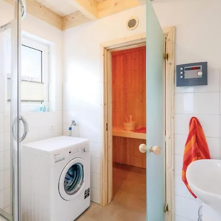 Holiday home Seerose 2 *